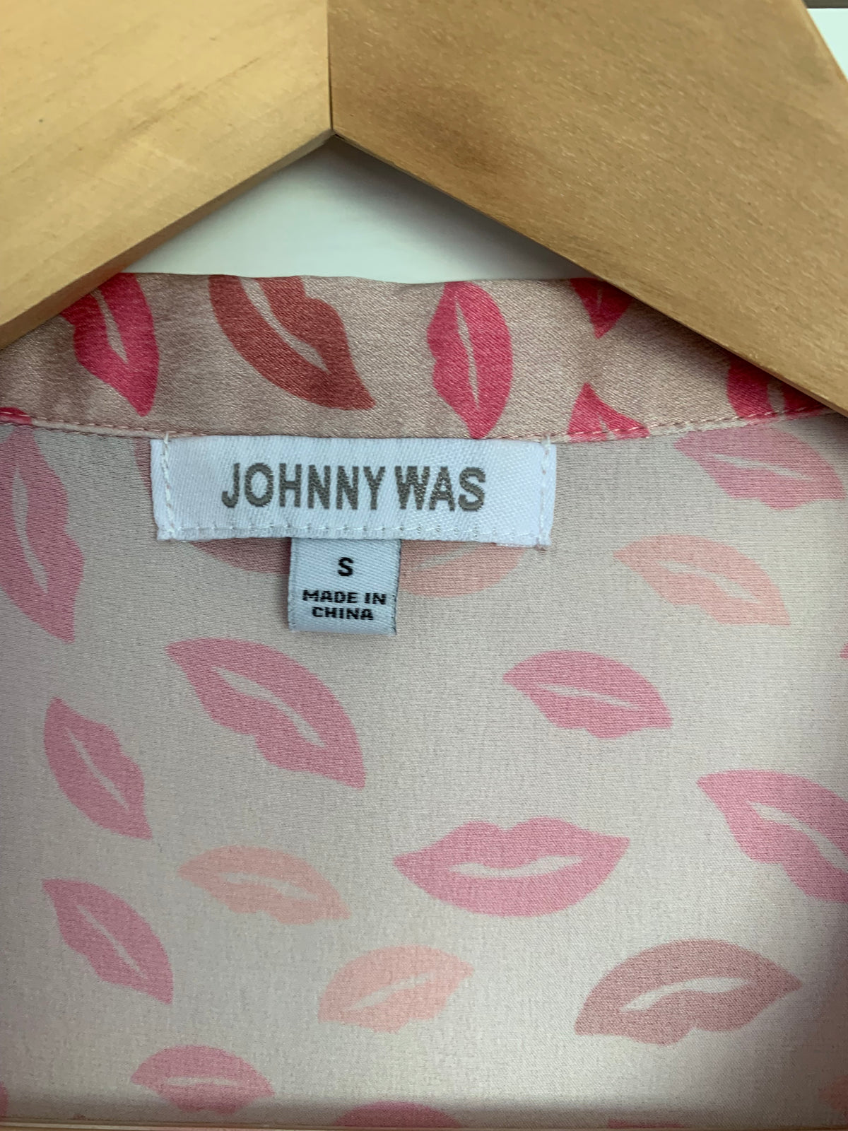 Johnny Was Blush Pink Silk Lip Print Shirt